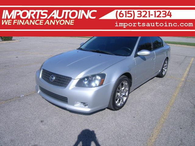 Nissan Altima Crew Cab Standard Box 4-wheel Drive SLE Sedan