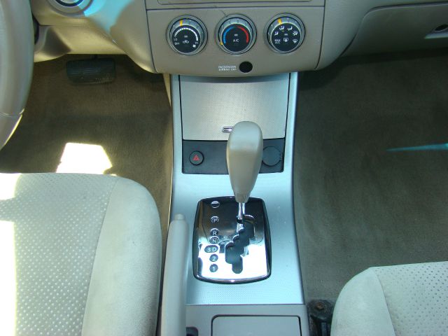 Nissan Altima 2006 photo 14