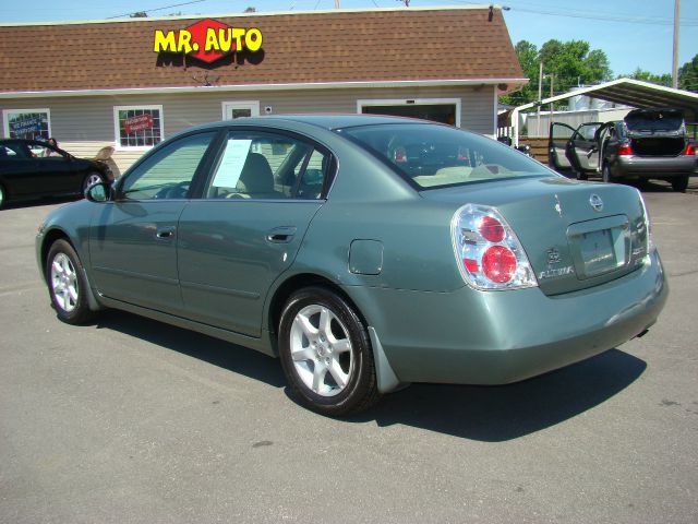 Nissan Altima 2006 photo 17