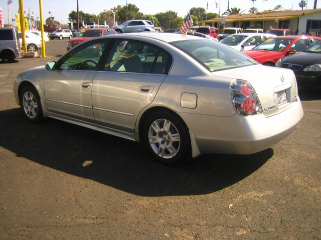 Nissan Altima 2006 photo 1