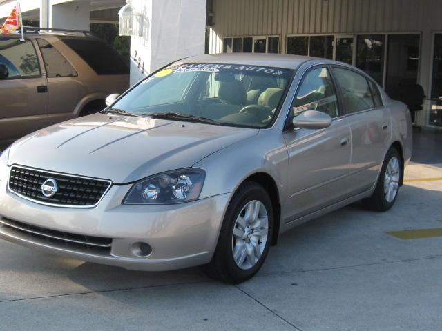 Nissan Altima 2006 photo 1