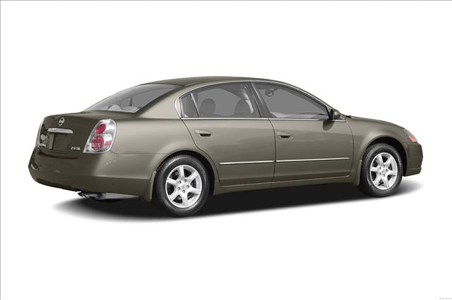 Nissan Altima 2006 photo 2