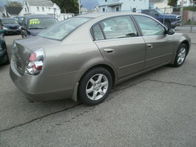 Nissan Altima 2006 photo 17