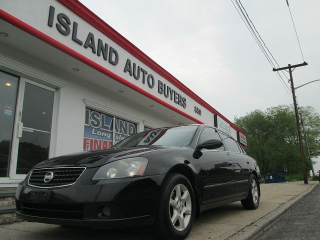 Nissan Altima 2006 photo 1