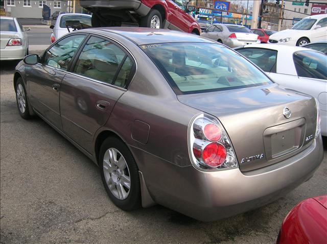 Nissan Altima 2006 photo 1