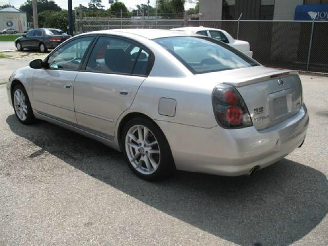 Nissan Altima 2006 photo 1