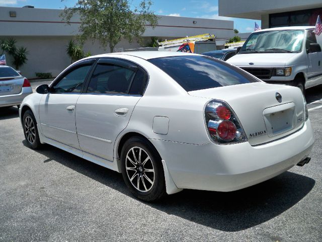 Nissan Altima 2006 photo 2