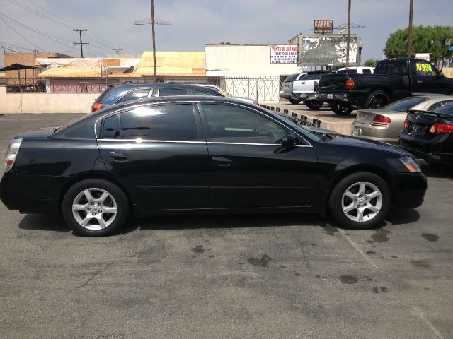 Nissan Altima 2006 photo 2