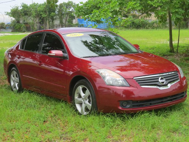 Nissan Altima 2007 photo 1