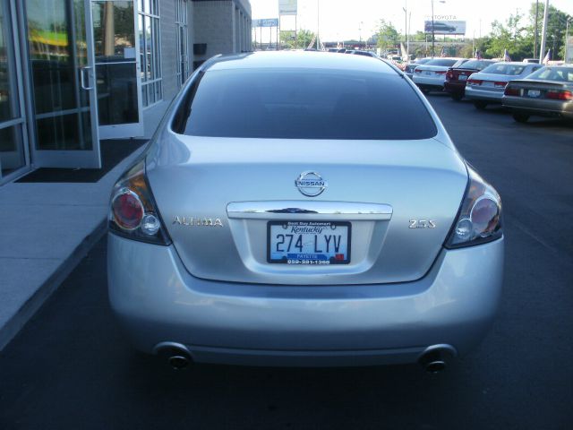 Nissan Altima 2007 photo 2