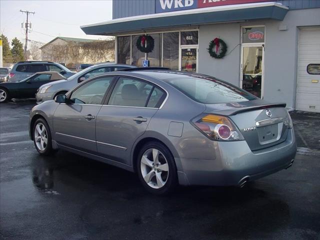 Nissan Altima 2007 photo 1