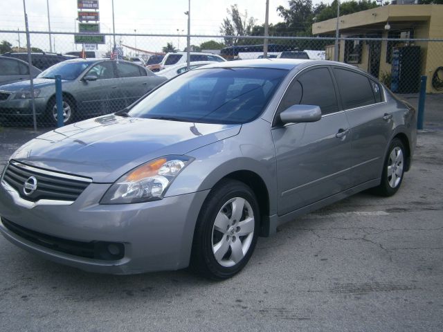 Nissan Altima 2007 photo 2