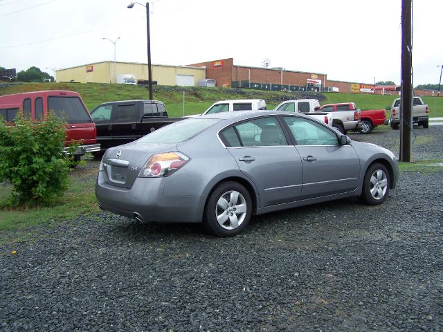 Nissan Altima 2007 photo 2