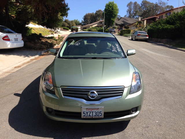 Nissan Altima GS-R Sedan