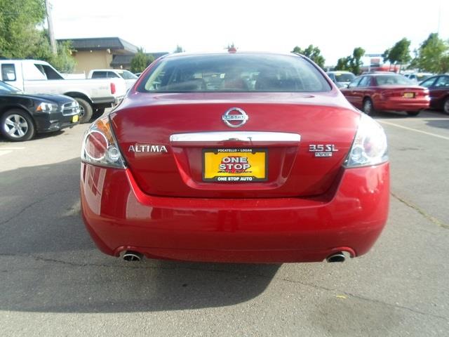 Nissan Altima 2007 photo 2