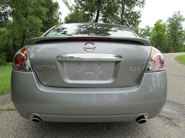 Nissan Altima 2007 photo 2