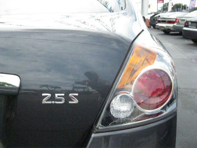 Nissan Altima 2007 photo 2