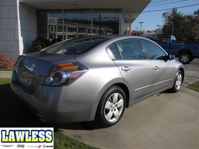 Nissan Altima 2007 photo 2