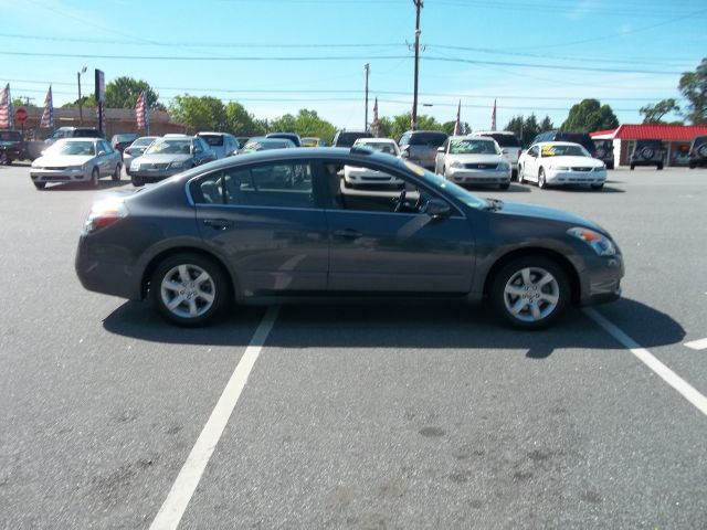 Nissan Altima 2007 photo 2