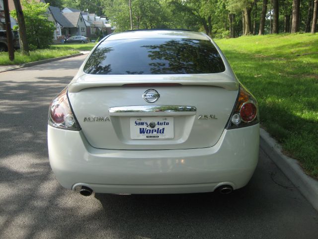 Nissan Altima 2007 photo 17