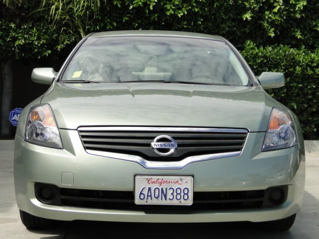 Nissan Altima 2007 photo 2