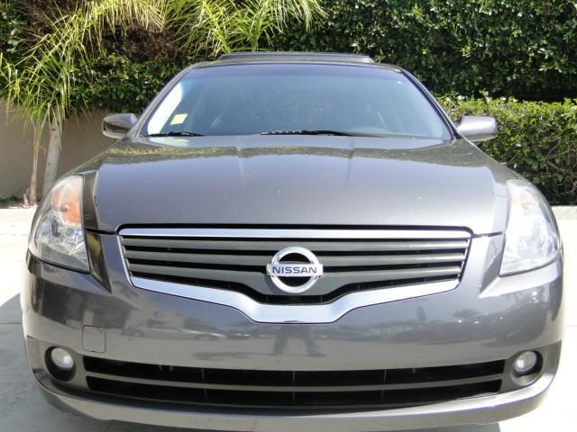 Nissan Altima 2007 photo 1