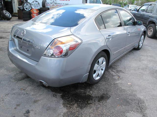 Nissan Altima 2007 photo 4