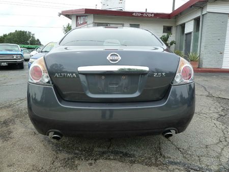 Nissan Altima 2007 photo 2