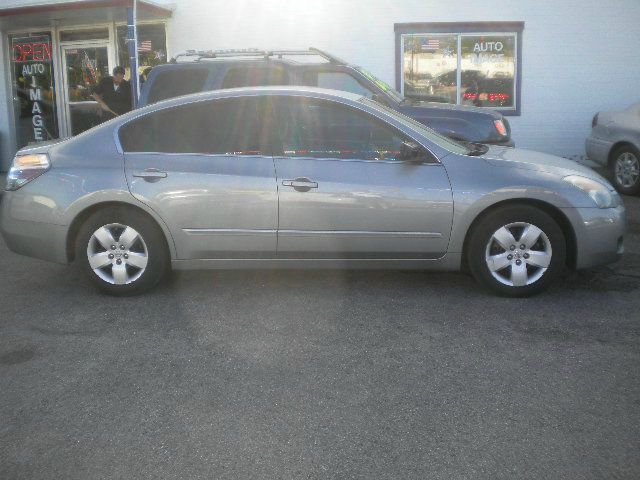 Nissan Altima 2007 photo 2