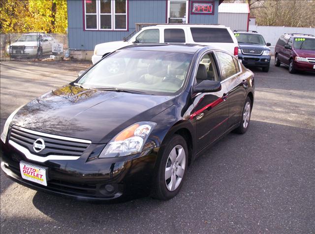 Nissan Altima GS-R Sedan