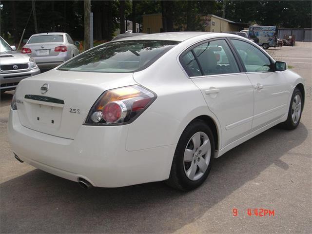 Nissan Altima 2007 photo 4