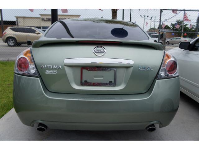 Nissan Altima 2007 photo 1