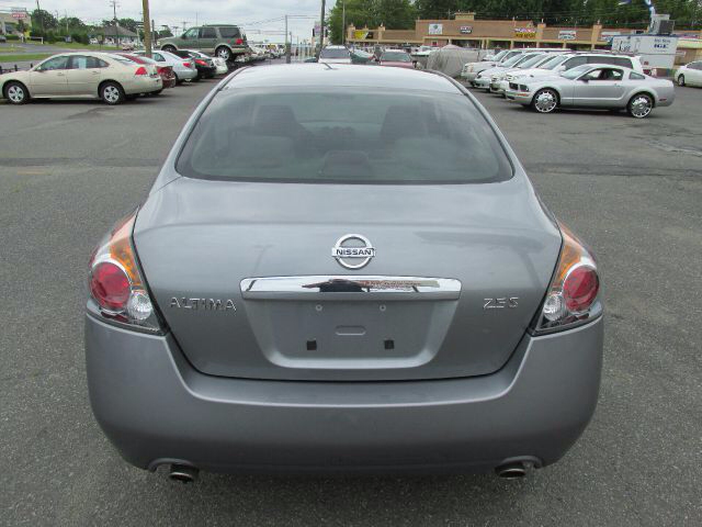 Nissan Altima 2007 photo 2