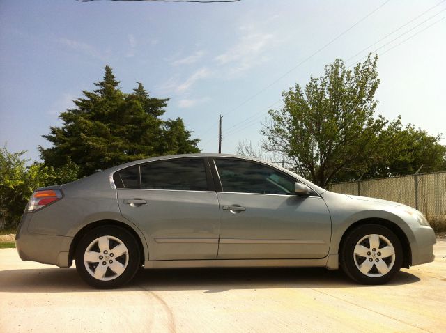 Nissan Altima 2007 photo 2