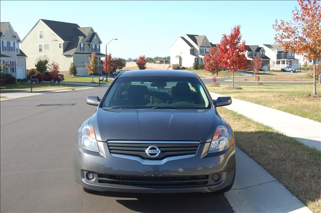 Nissan Altima 2007 photo 2