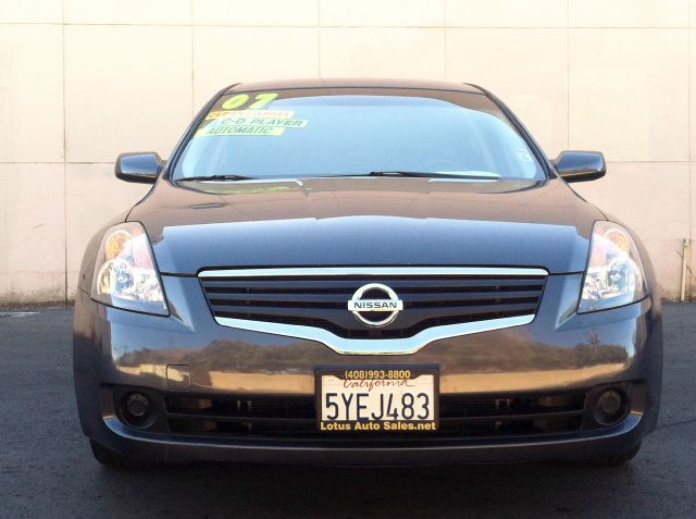 Nissan Altima 2007 photo 2