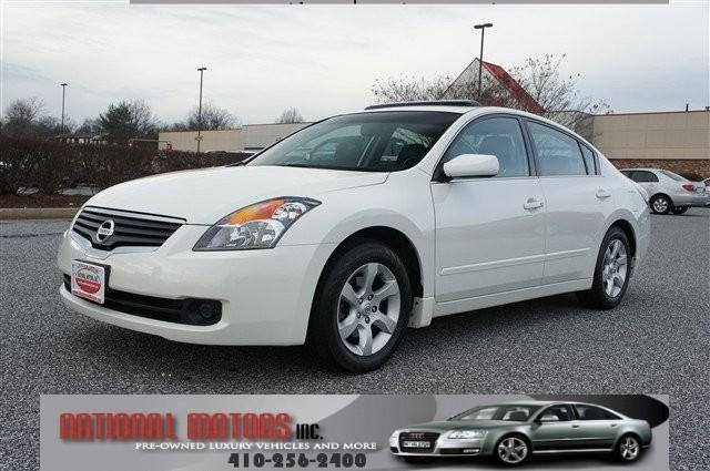 Nissan Altima SLT Quad Cab 2WD Sedan