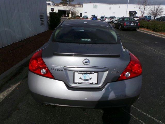 Nissan Altima 2008 photo 1