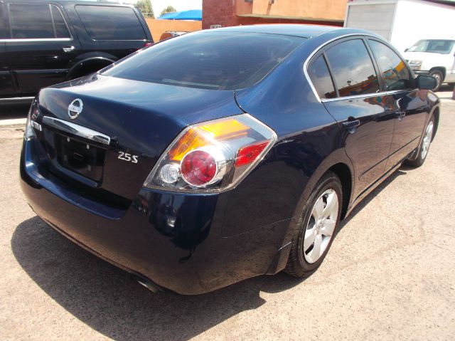 Nissan Altima 2008 photo 2