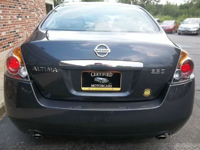 Nissan Altima 2008 photo 1