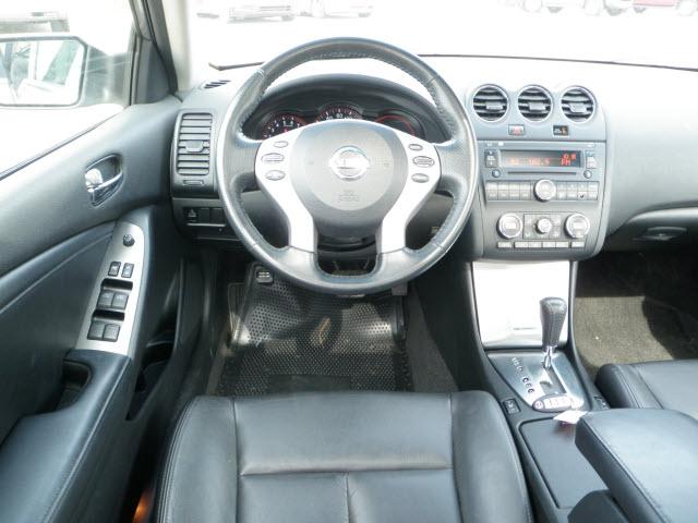 Nissan Altima 2008 photo 4