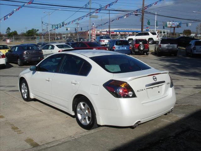 Nissan Altima GS-R Sedan