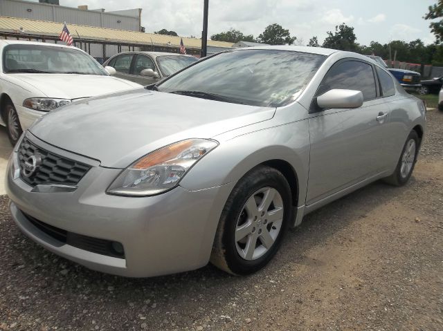 Nissan Altima 2008 photo 1