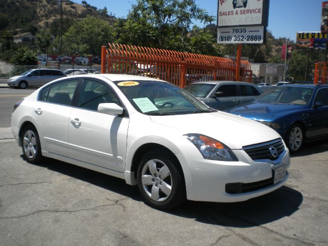 Nissan Altima 2008 photo 1