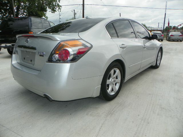 Nissan Altima ST Pickup 4D 5 1/2 Ft Sedan