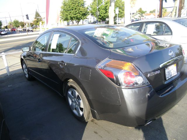 Nissan Altima 2008 photo 1