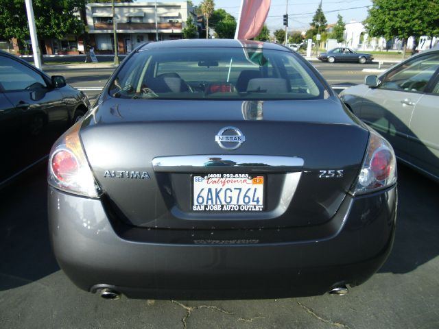 Nissan Altima 2008 photo 2