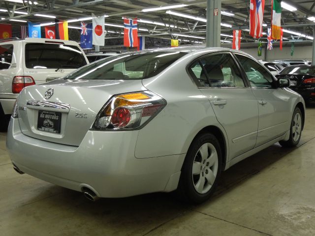 Nissan Altima 2008 photo 4