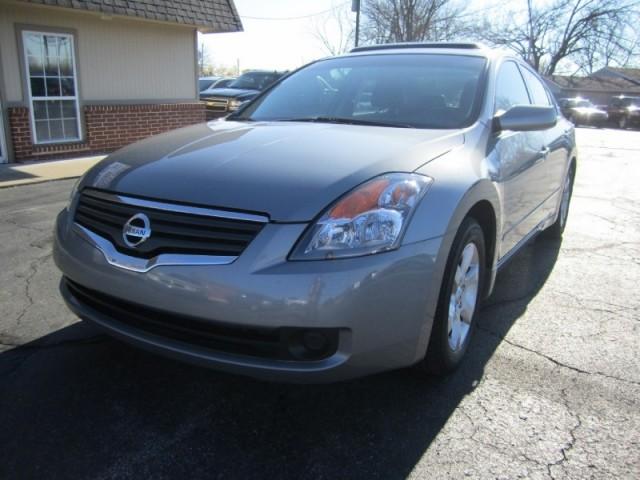 Nissan Altima 2008 photo 1