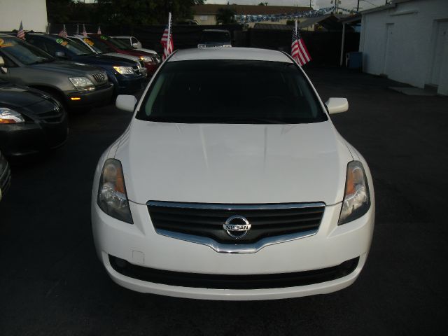 Nissan Altima 2008 photo 2